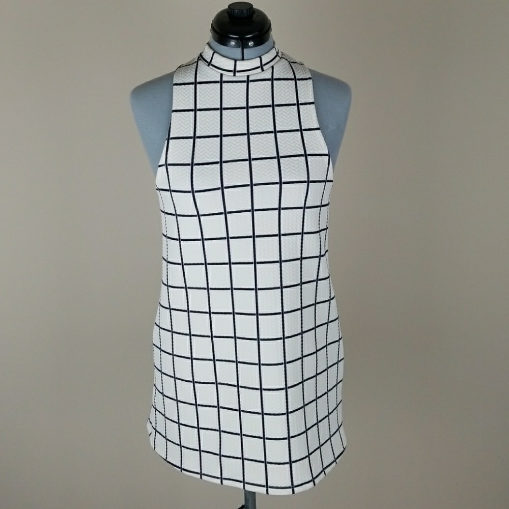 Cooperative window pane tunic